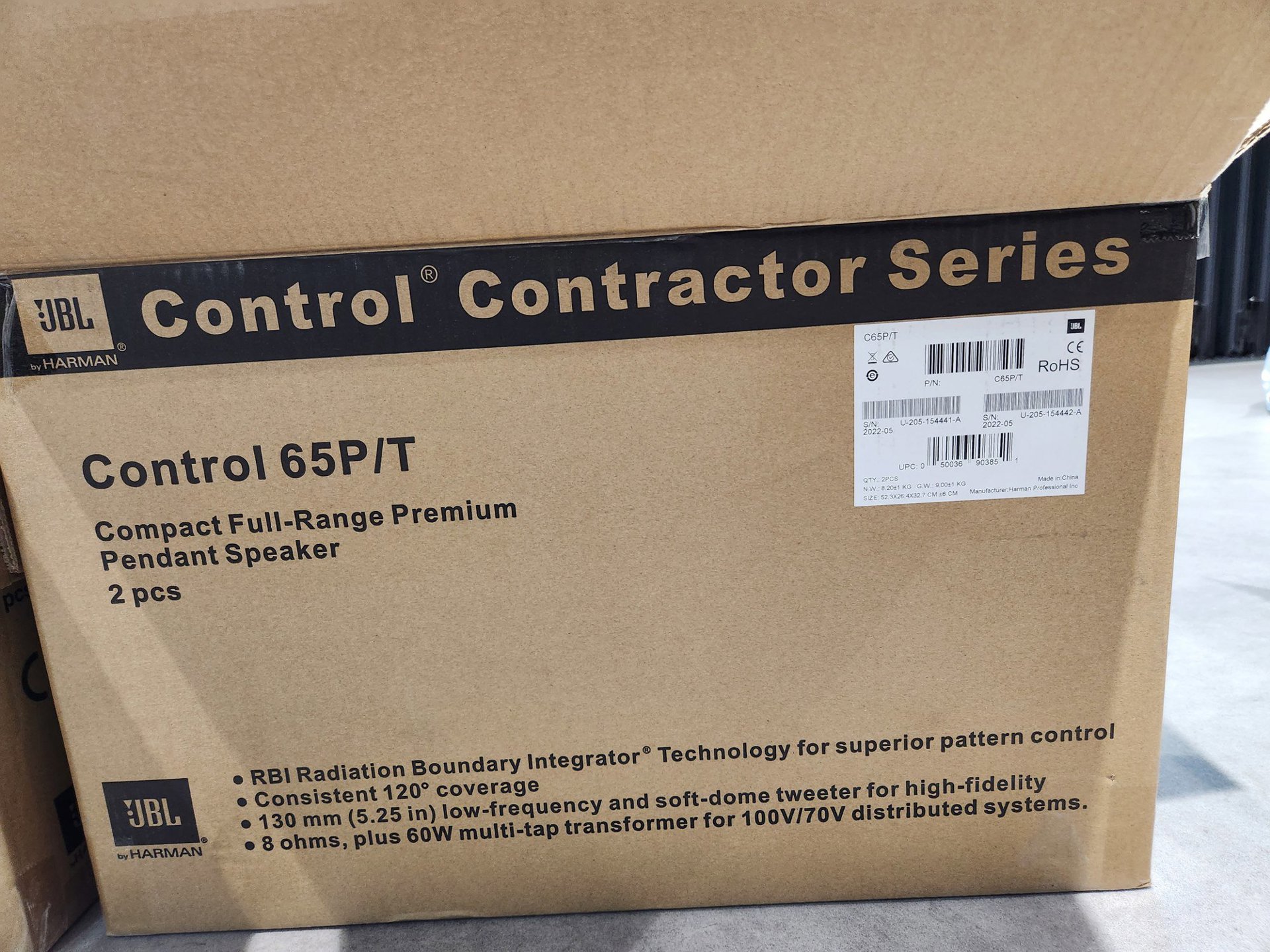 ② JBL Control 65P/T 펜던트 스피커 박스