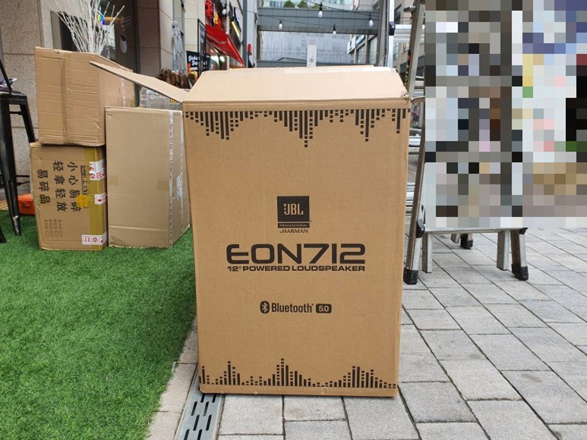 ② 현장에 도착한 JBL EON712